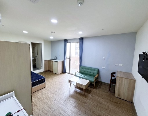 ★搶手房型稀有空出★汽車位可租★電梯管理代收★ - Image 2