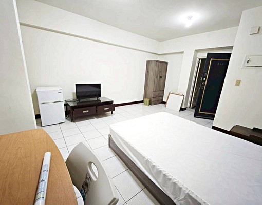 中華路夜市🔆第五市場🔆生活機能佳🔆可寵🔆可租補 - Image 3