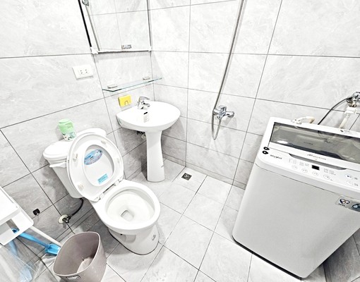 捷運雙連站1分【超值租案】可補助★採光優★獨洗衣機 - Image 5