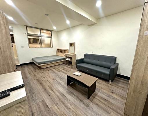 板新⚡️可租補可貓☀️獨洗曬☀️乾濕分離☀️免爬高☀️傢俱齊 - Image 2