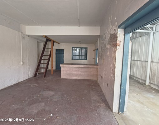 風神廟旁三角窗老屋適合輕食咖啡工作室住家工作室 - Image 7