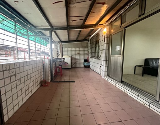 浮洲運動公園❤獨立2房+獨立大陽台❤台水台電天然瓦斯 - Image 1