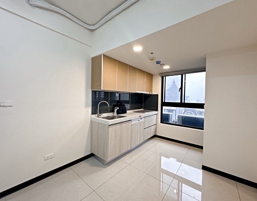 【過嶺重劃區】近好市多大3房車|可租補報稅入籍|需自備傢俱 - Image 1