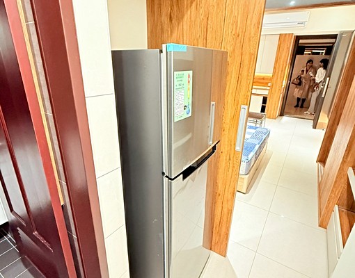 府中捷運~府中晶品大套房~可租補免服務費 - Image 3