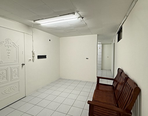 公寓三房4樓頂樓戶 - Image 2