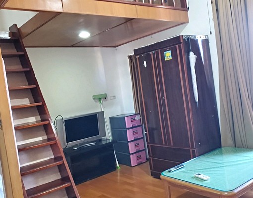 漢口路曉明女中旁樓中樓獨洗獨曬可租補 - Image 9