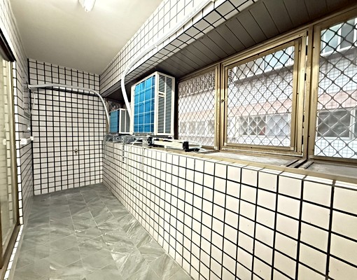 可租補.全新整理大3房+車位(含車) - Image 11