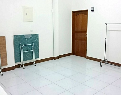 有獨立陽台近三多商圈生活機能超好套房出租 - Image 13