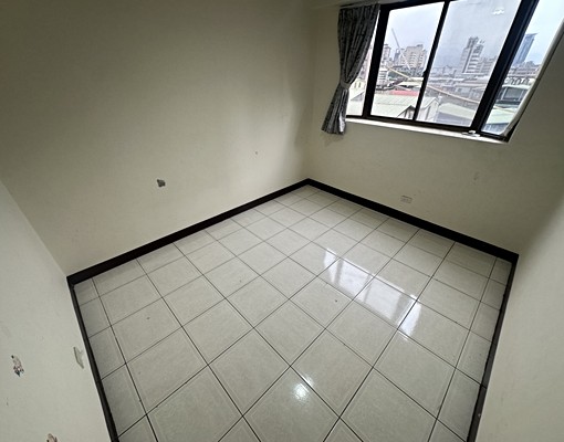 捷運大坪林【稀有5房2衛】有電梯★車位洽★採光佳 - Image 6