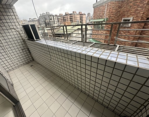 捷運大坪林【稀有5房2衛】有電梯★車位洽★採光佳 - Image 14