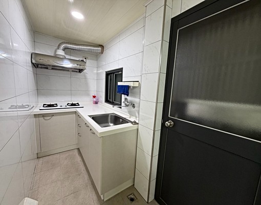 金門街面寬住辦一樓 - Image 10