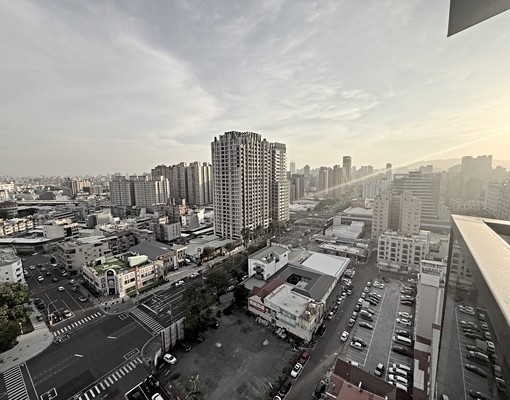 高鐵旁*鑫悅2+1房兩衛浴+平面車位(可租補) - Image 8