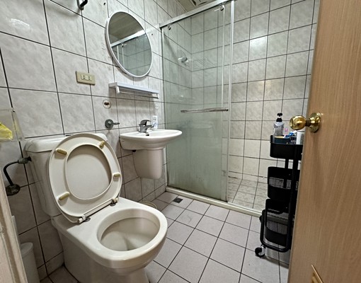 捷運明德站共生宅電梯大套房新裝潢傢俱全包網路可短租可炊可租補 - Image 9