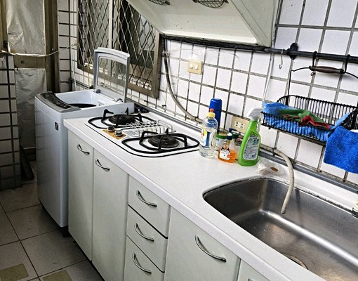 近四號公園亮麗1房1廳有陽台附天然瓦斯傢俱家電 - Image 12