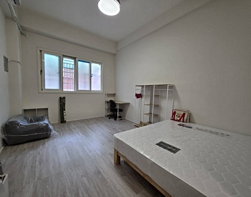 中華大學全新整理明亮美套房 - Image 2