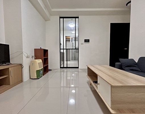 楠梓高大特區【水依林高樓2房】 - Image 1