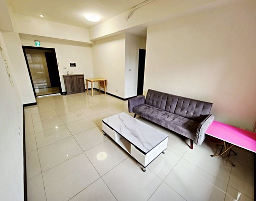 好康居電梯兩房+車位|麥當勞・全聯旁|租金含管理費車位 - Image 2