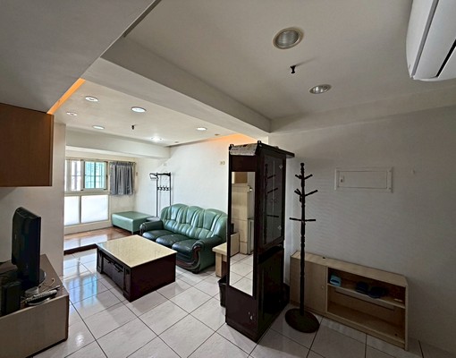 🉑租補✨西區城市經典✨高樓採光佳✨三房✨可獨洗曬前後陽台 - Image 1