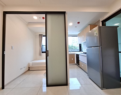 露臺前即公園,蒼翠欲滴,心曠神怡 - Image 6