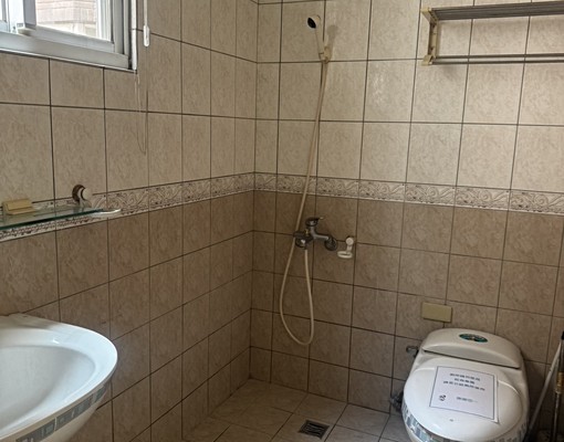 近假日花市八大學區三房 - Image 4