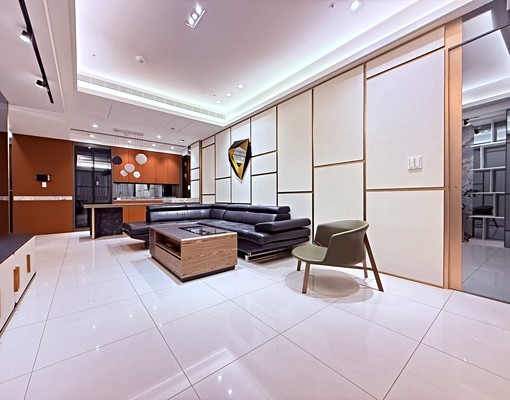 高鐵商圈質感景觀超美4房平車 - Image 4