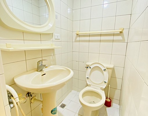 近長安醫院★太平最便宜大坪數三房★家具電全配★可雙租補入戶籍 - Image 13