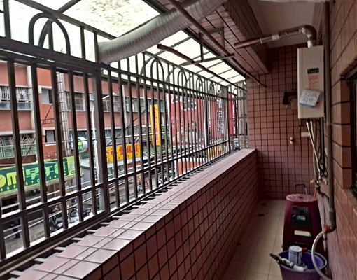 電梯大樓/可入戶籍/可申請租屋補助 - Image 3