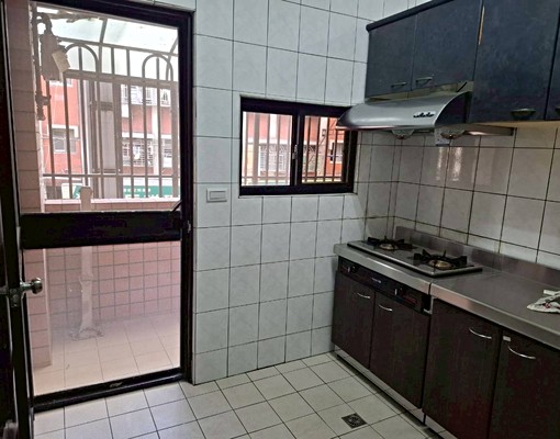 電梯大樓/可入戶籍/可申請租屋補助 - Image 5