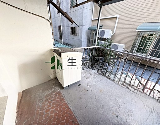 🏠【東區套房】可租補|可養貓|獨立陽台洗衣機|家具齊全✨ - Image 4