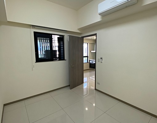 潤泰左岸生活-飯店式管理精品宅,步行至三重捷運站約10分鐘 - Image 7