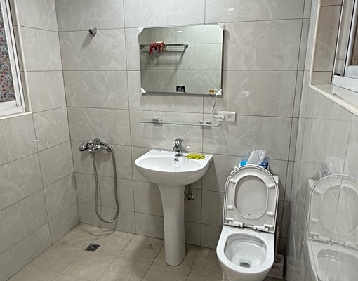 稀有一樓房。透天住宅。全新裝潢、ㄧ房一廳 - Image 6