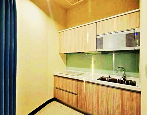 台積捷運*全新家具家電!高樓景觀+拎包入住(可寵可租補) - Image 3