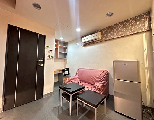 景安站套房‧寵物友善‧獨立陽台‧天然瓦斯‧含水網路第四台 - Image 1