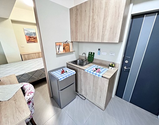 大里電梯套房👍陽台流理台💯機車位❇️租屋補助【加賴聯絡】 - Image 2