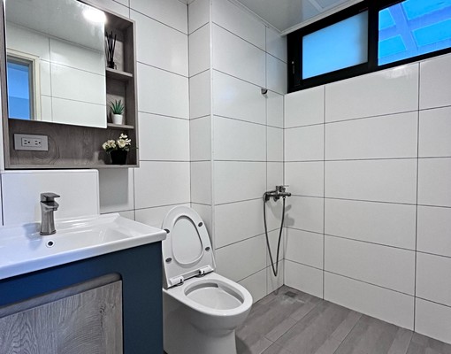 大里電梯套房👍陽台流理台💯機車位❇️租屋補助【加賴聯絡】 - Image 9