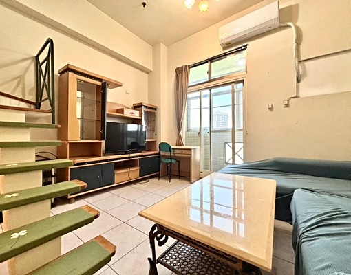 可租補戶籍🔥傢俱全配✅一房一廳樓中樓✨秒殺獨招💯 - Image 1