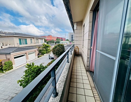 近好市多/離塵不離城/室內雙車位/使用空間超大/門前有庭院 - Image 8