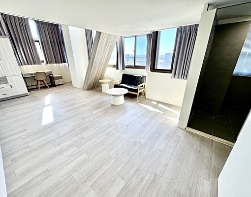 整棟全新🍁極品樓中樓🍁台水電帳單🍁室內機車 - Image 2