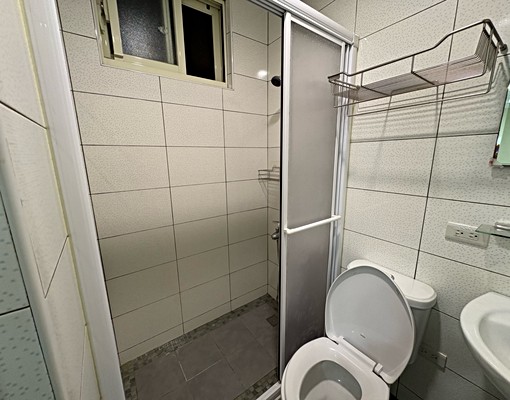 板橋❣️乾濕分離/採光通風/乾淨舒適/家具齊全/生活機能好 - Image 5