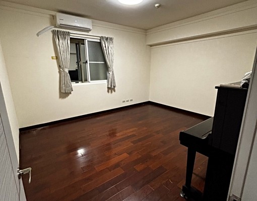 大四房有車位,可租補 - Image 4