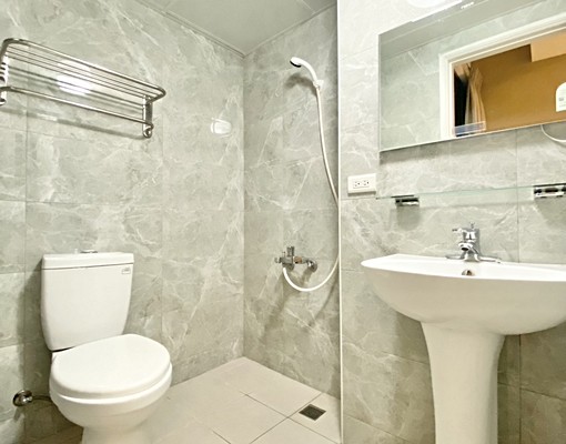 可租補🔥獨洗獨曬💖超美裝潢✨生活機能超好✅中清捷運站 - Image 12