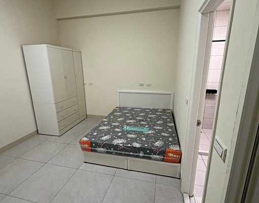 全新白色精緻溫馨電梯陽台套房獨立洗衣機機車位 - Image 3