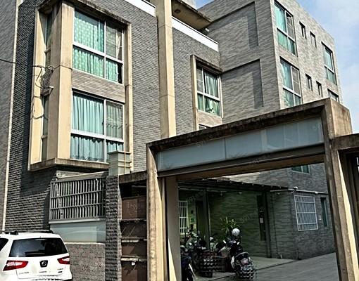 仁德近華醫雙人大套房出租近東區 - Image 10