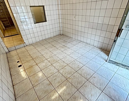 全室新粉刷歡迎詢問可以考慮當店面/工作室/住家 - Image 4