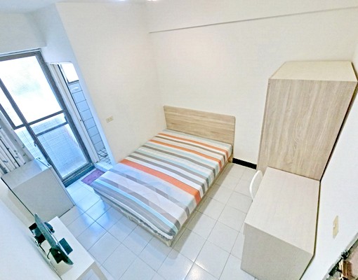 ✨中科榮總✅可短租✅衛浴開窗✅免水費✅免費洗衣機 - Image 1