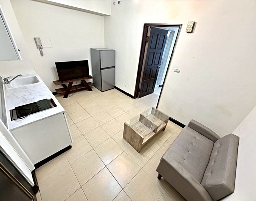 社區型正一房一廳汽車位管理員近好事多文心路🔥 - Image 1