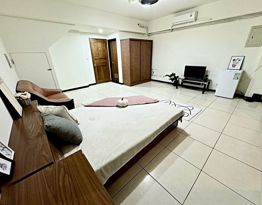 南崁交流道電梯套房/大陽台/代收垃圾/附網路第四台.機車車位 - Image 2