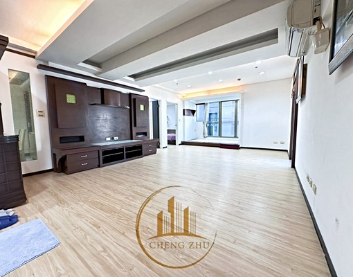 🥇可租補|稀有超大空間、大四房|近逢甲大學、夜市 - Image 3