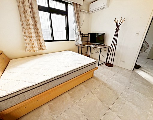 近捷運中山國中【超值1房1廳】垃圾代收★精緻裝潢★採光優 - Image 1