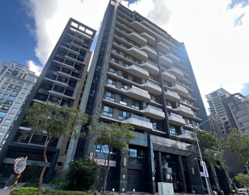 A9站5分鐘三井Outlet對面~靜巷美宅~包含車位管理費~ - Image 1